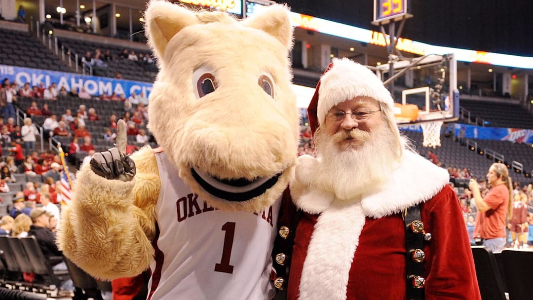 Santa Claus and Boomer