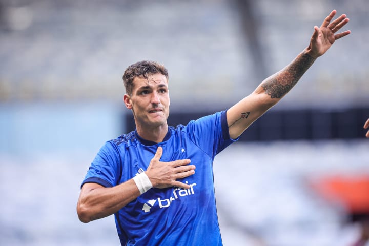 Juan Dinenno, atacante do Cruzeiro em 2024
