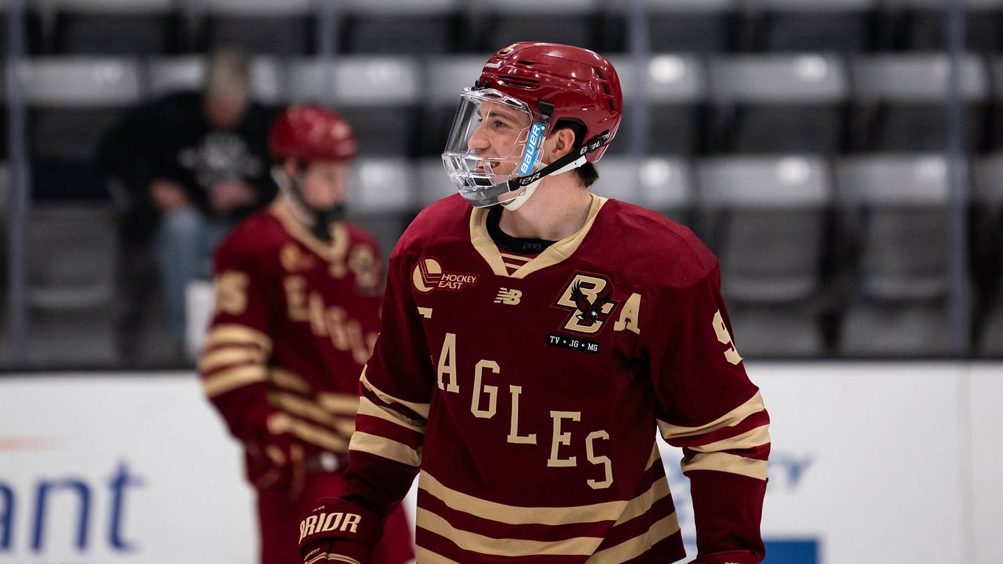 Boston College Men’s Hockey Forward Named Hobey Baker Award Top 10 Finalist