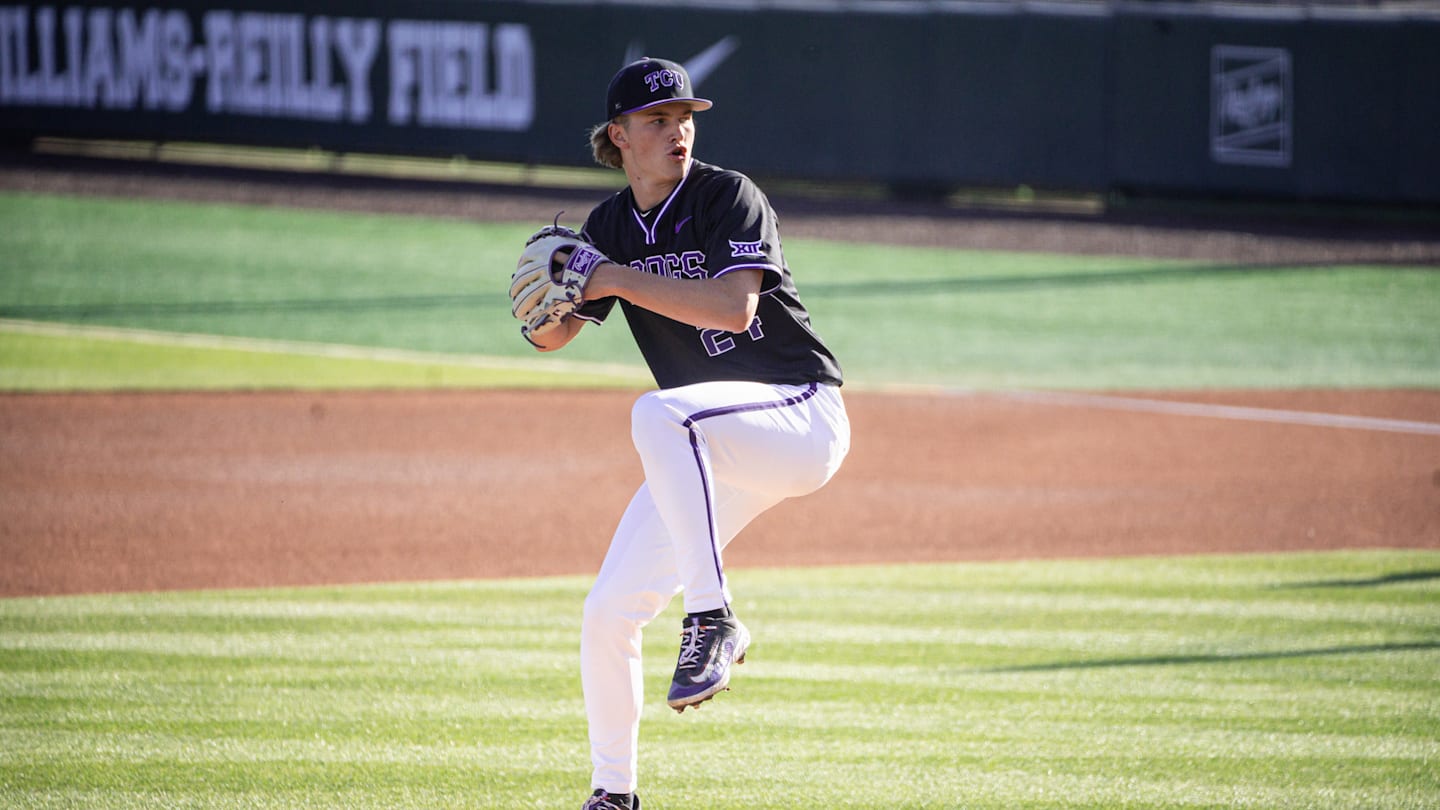 TCU Baseball Falls in Extra Innings to DBU