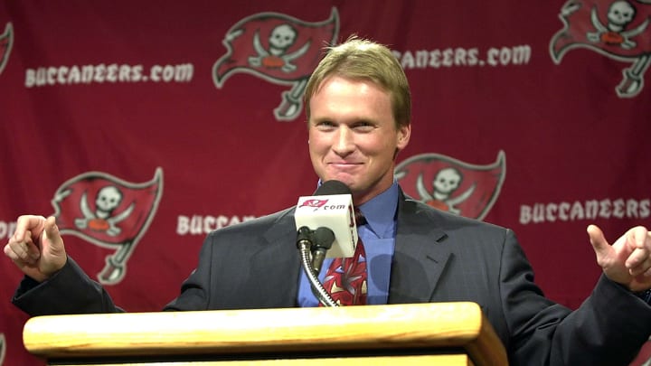 FBN-TAMPA BAY BUCCANEEERS-GRUDEN-FIST