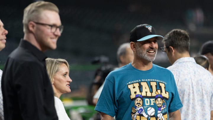 Arizona Diamondbacks manager Torey Lovullo wears a Hall of Fame induction shirt on July 27, 2024 at Chase Field in Phoenix.