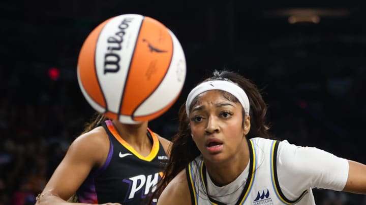 Chicago Sky forward Angel Reese (5) watches the ball toe out of bounds on Aug. 18, 2024 at Footprint Center in Phoenix.