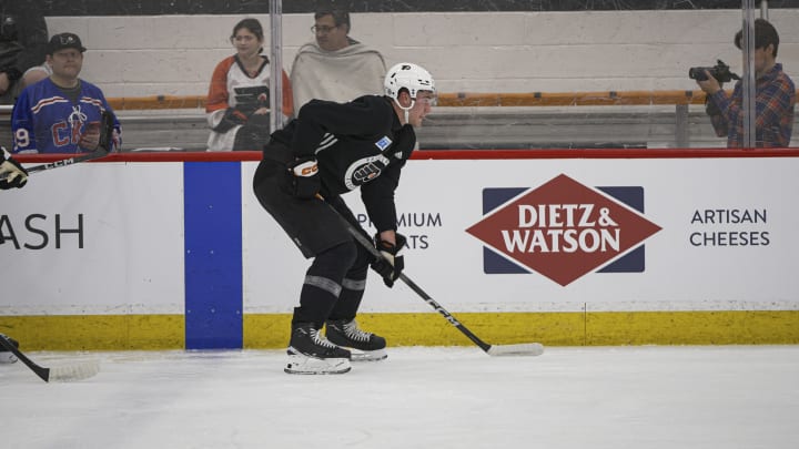 Hunter McDonald, a 2022 sixth-round pick, getting ready for a drill during the Philadelphia Flyers development camp.