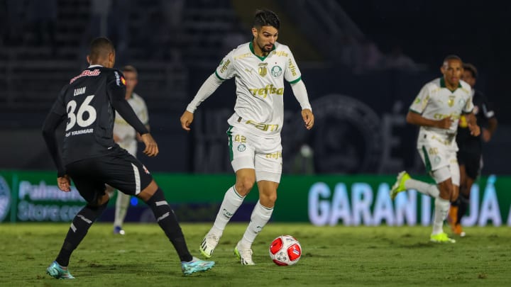 Flaco López, camisa 42 do Palmeiras em 2024
