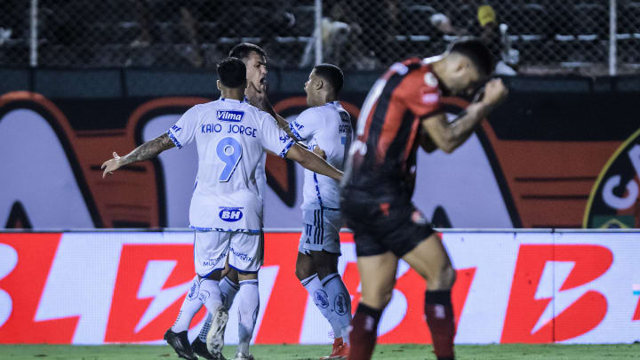 Juan Dinenno, autor de dois gols do Cruzeiro contra o Vitória