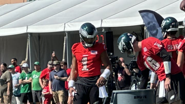 Eagles QB Jalen Hurts at practice on July 27, 2024