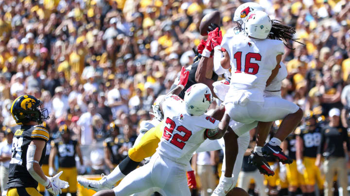 Pass breakup (Rob Howe/HN) 