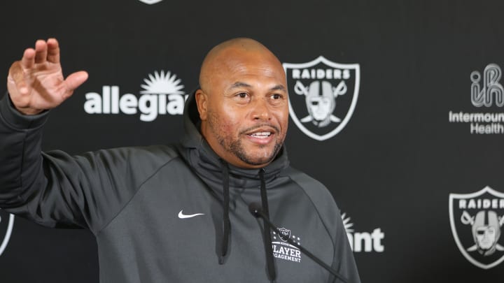 Las Vegas Raiders Coach Antonio Pierce