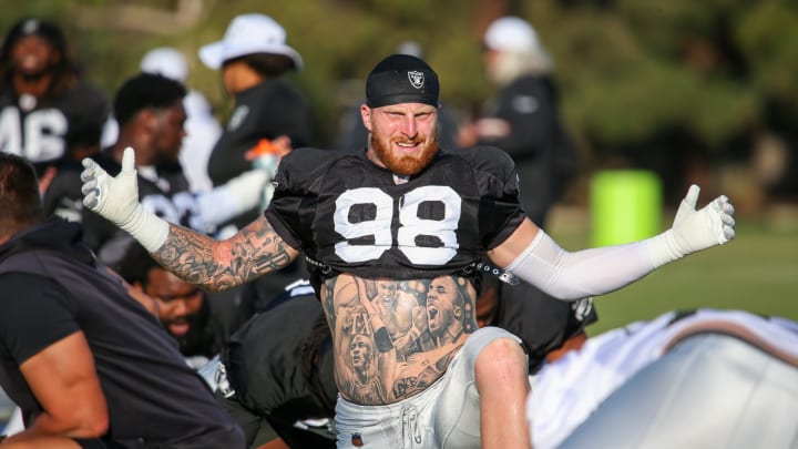 Las Vegas Raiders DE Maxx Crosby 