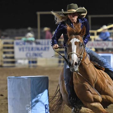 Tiany and Show Mance running a 16.95 at Gooding, ID Pro Rodeo 2024