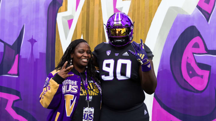 Dominic Macon from Happy Valley, Oregon, has committed to the UW.
