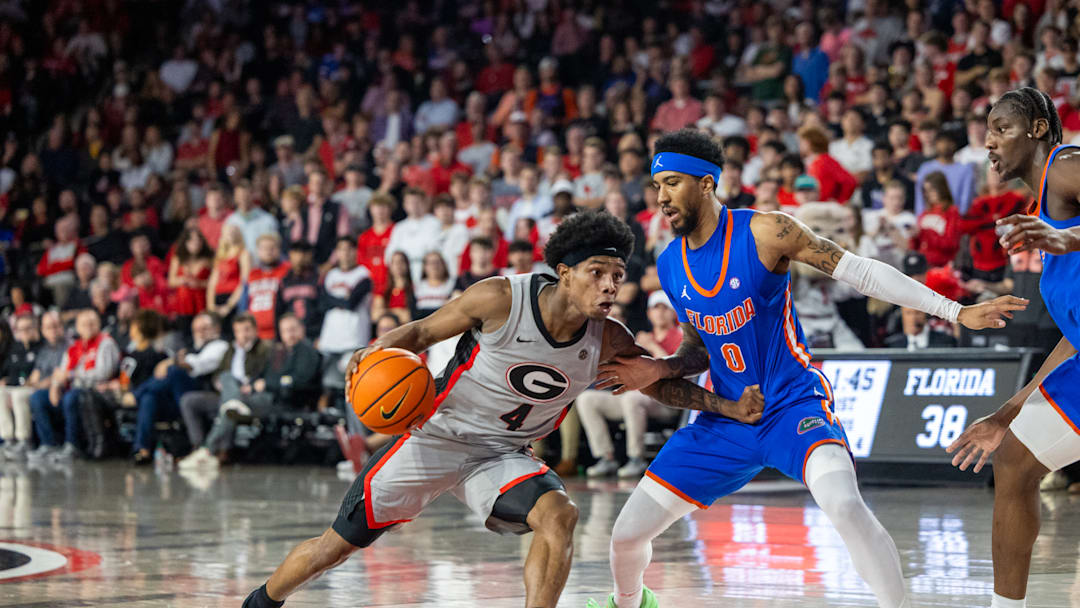 Georgia's Smurf Millender drives for a basket against the Florida Gators. 