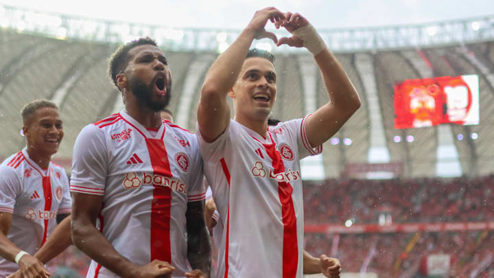 Rafael Borré, camisa 19 do Inter em 2025