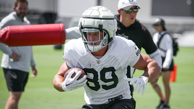 Las Vegas Raiders Emerging Superstar TE Brock Bowers Las Vegas Raiders Emerging Superstar TE Brock Bowers