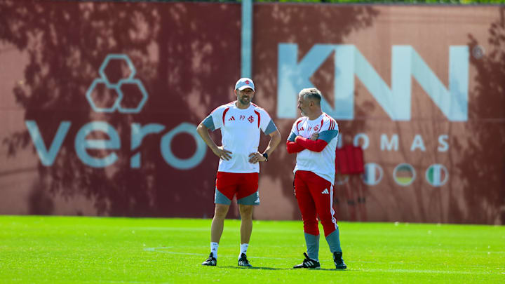 Paulo Pezzolano 'antecipa' estreia'