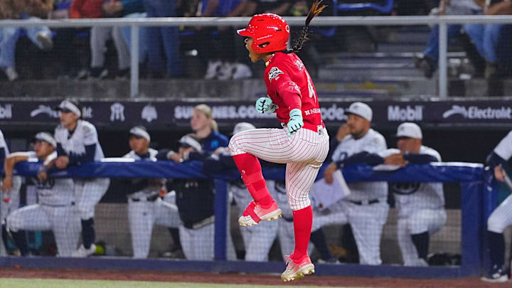 La cubana Leannelys Zayas definió el segundo juego de la Serie con un cuadrangular de tres carreras ante Payton Gotshall La cubana Leannelys Zayas definió el segundo juego de la Serie con un cuadrangular de tres carreras ante Payton Gotshall