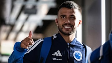 Matheus Henrique foi titular do Cruzeiro no 1º jogo em 2026