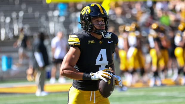 Iowa S Koen Entringer (Photo: Rob Howe/HN) 