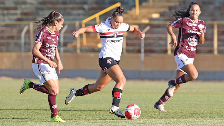 Ferroviária x São Paulo se enfrentam pelo Brasileirão 2025 Ferroviária x São Paulo se enfrentam pelo Brasileirão 2025