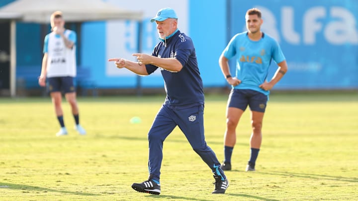 Mano Menezes, técnico do Grêmio em 2025
