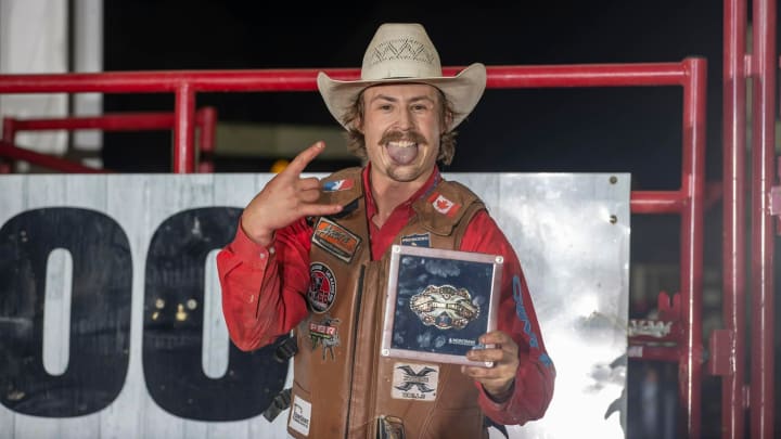 After traversing the country, Jake Gardner's first visit to New Jersey paid off big as he came away with a crucial victory at the Cowtown Rodeo Xtreme Bulls event on Tuesday. 