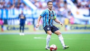 Jogador é peça fundamental do meio-campo tricolor