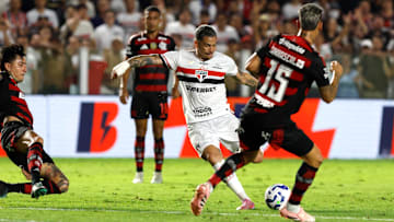 São Paulo x Flamengo é uma das atrações do dia São Paulo x Flamengo é uma das atrações do dia