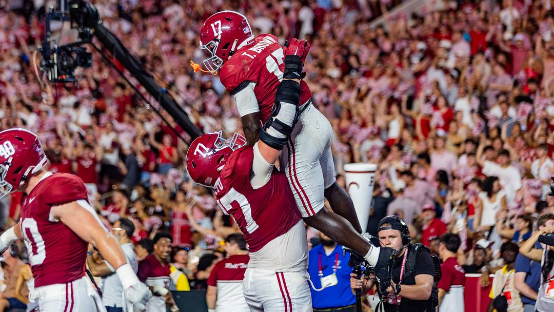 Alabama Running Back Trae'shawn Brown and Offensive Lineman Jackson Lloyd celebrates a touchdown in the second half of the game against FSU on Sept 19, 2026.