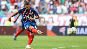 Willian José em ação pelo Bahia