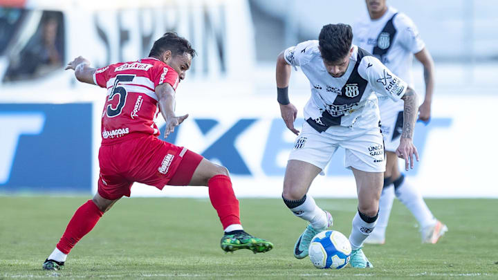 Último jogo entre CRB e Ponte Preta teve seis gols e terminou 4 a 2 para a Macaca