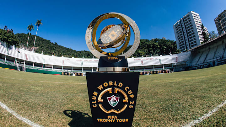 Taça da Copa do Mundo de Clubes foi exposta nas Laranjeiras em maio Taça da Copa do Mundo de Clubes foi exposta nas Laranjeiras em maio
