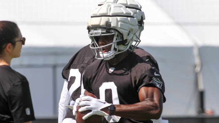 Las Vegas Raiders CB Jakorian Bennett