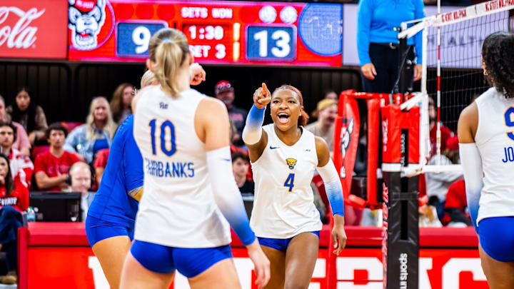 Pitt Volleyball Celebrates Points in Sweep of NC State Pitt Volleyball Celebrates Points in Sweep of NC State