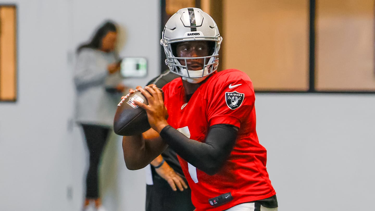 What I Saw At Raiders Training Camp Today: a Physically Intense Battle