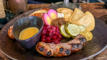 Alchemist’s Platter Le Gobelet Noir at Epic Universe