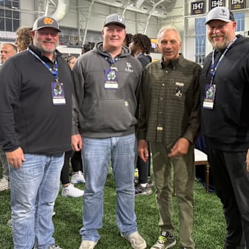 Grinnell's Will Slagle decommitted from Iowa State on Tuesday. Slagle, a junior, took a visit to Notre Dame and took a picture with former NFL legend Joe Montana.