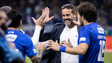 Artur Jorge comenta bastidores do elenco e situação de Walace e Kaio Jorge no Cruzeiro