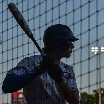 The Gators grab a infielder with a high ceiling from the portal