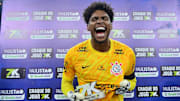 Hugo Souza é titular absoluto do Corinthians