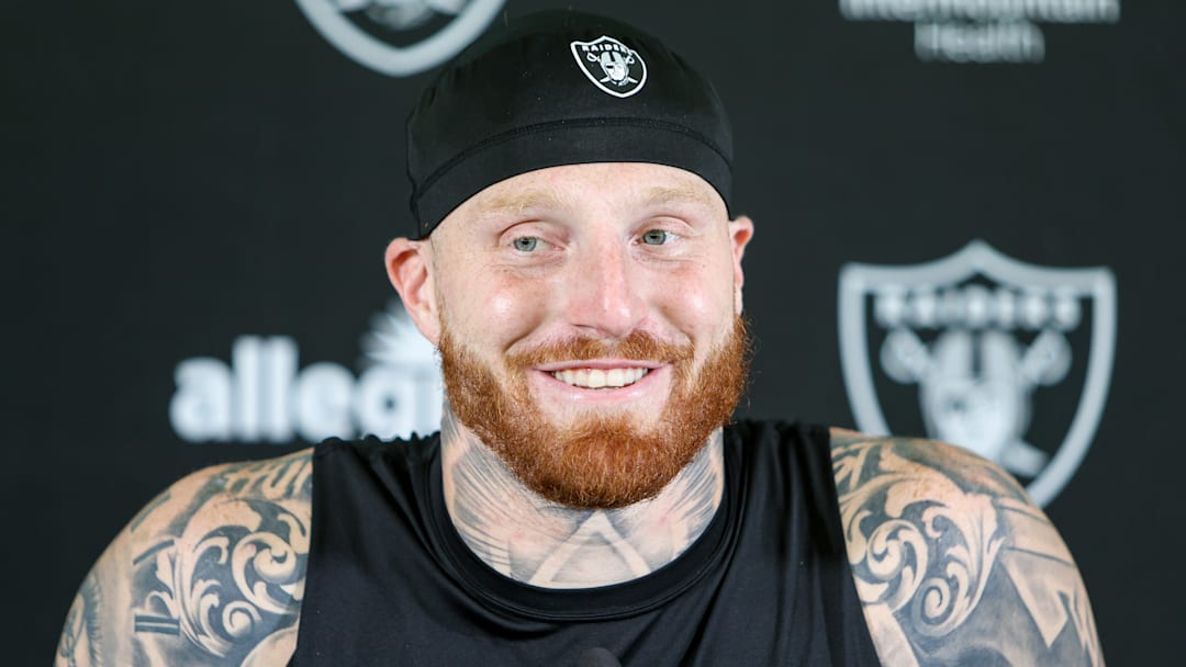 Las Vegas Raiders Superstar DE Maxx Crosby