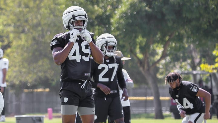 Las Vegas Raiders DE Charles Snowden