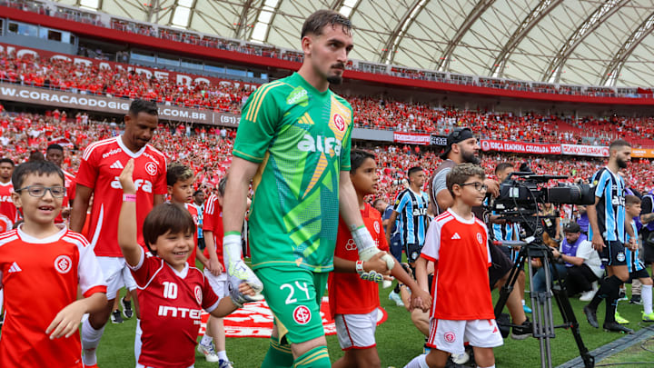 Anthoni, goleiro do Inter em 2025, no Grenal 446