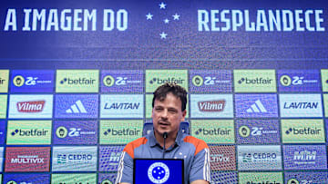 Fernando Diniz assinou com o Cruzeiro até dezembro de 2025