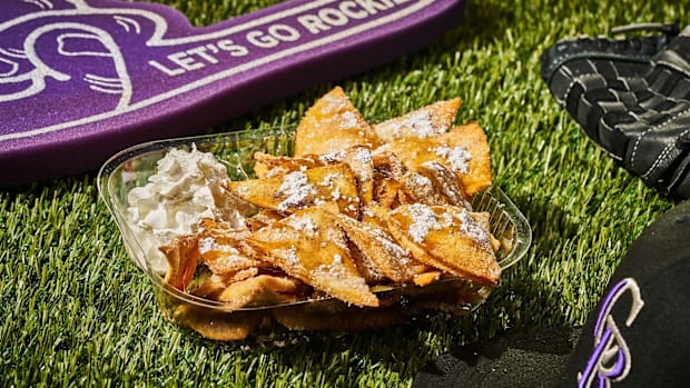 S'more Nachos, Colorado Rockies, stadium food