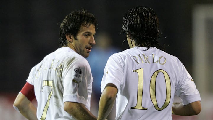 Italy's forward Alessandro Del Piero (L)