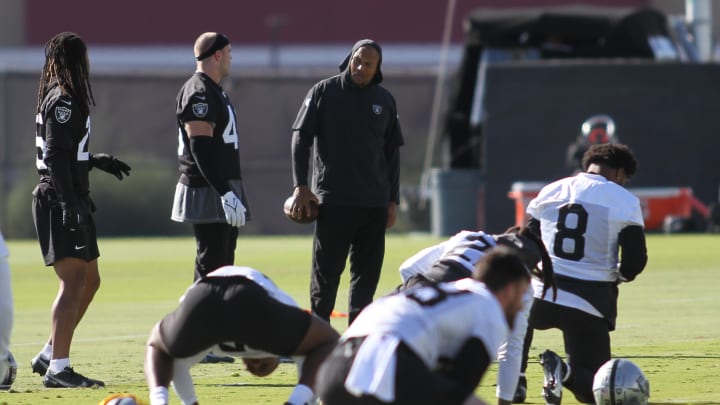 Las Vegas Raiders Head Coach Antonio Pierce, Talking with His Players Before Practice