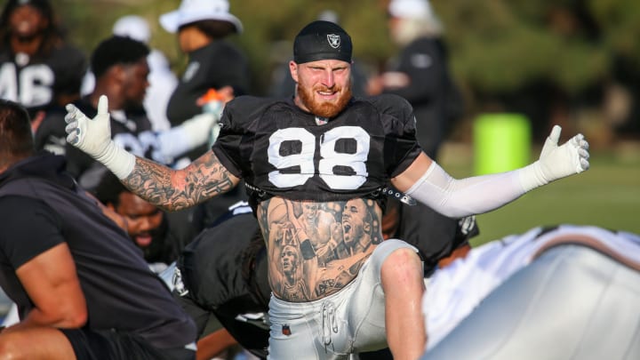 Las Vegas Raiders DE Maxx Crosby 