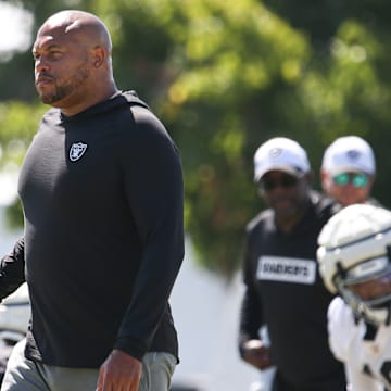 Las Vegas Raiders Coach Antonio Pierce