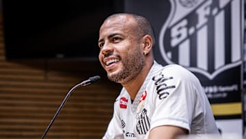 Mayke é a quarta novidade do Santos na atual janela de transferências
